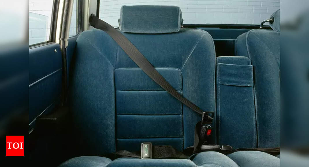 Car makers to provide 'rear seat belt alarm' from Apr 2025, govt issues proposed notification  India News - Times of India