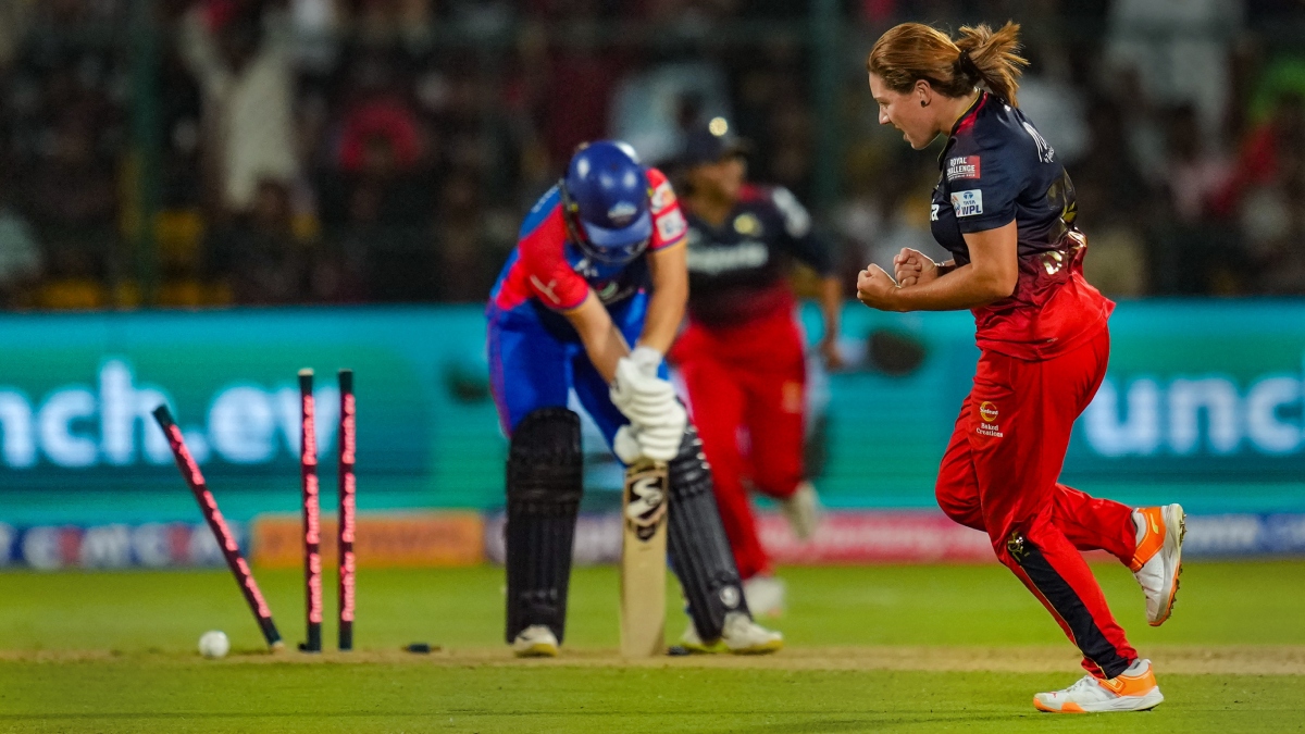 DC Women vs RCB Women: An exciting battle can be seen between the batsmen and bowlers, know who will get the advantage from the pitch - India TV Hindi
