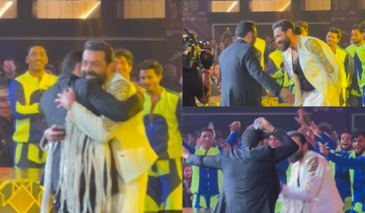 Deol brothers created a blast with 'Jamal Kudu' at the awards show, Bobby Deol was seen showering love on Sunny - India TV Hindi