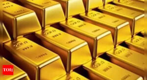 Gold jumps Rs 500 to scale record high of Rs 65,650 per 10 grams - Times of India