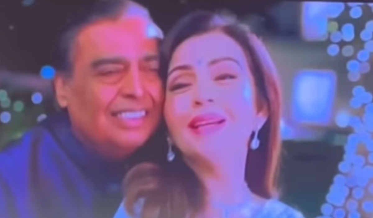 Neeta-Mukesh Ambani will do romantic dance on Raj Kapoor's song, watch the rehearsal video - India TV Hindi