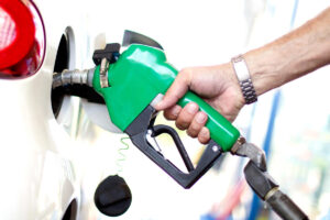 Petrol is the most expensive in these 3 states of the country, know which states have the lowest fuel prices - India TV Hindi