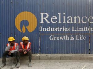 Reliance's market-cap fell by ₹81,763 crore: Last week, the value of 5 companies in the top-10 fell by ₹2.23 lakh crore;  TCS value increased by ₹38,858 crore